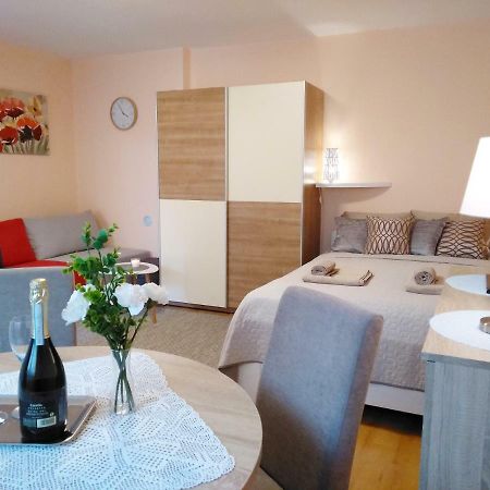 Sunray Studio Apartment Zagrzeb Zewnętrze zdjęcie